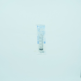 Jeringa 20 ml. pivote luer lock sin aguja con 1 pieza  * IVA no incluido